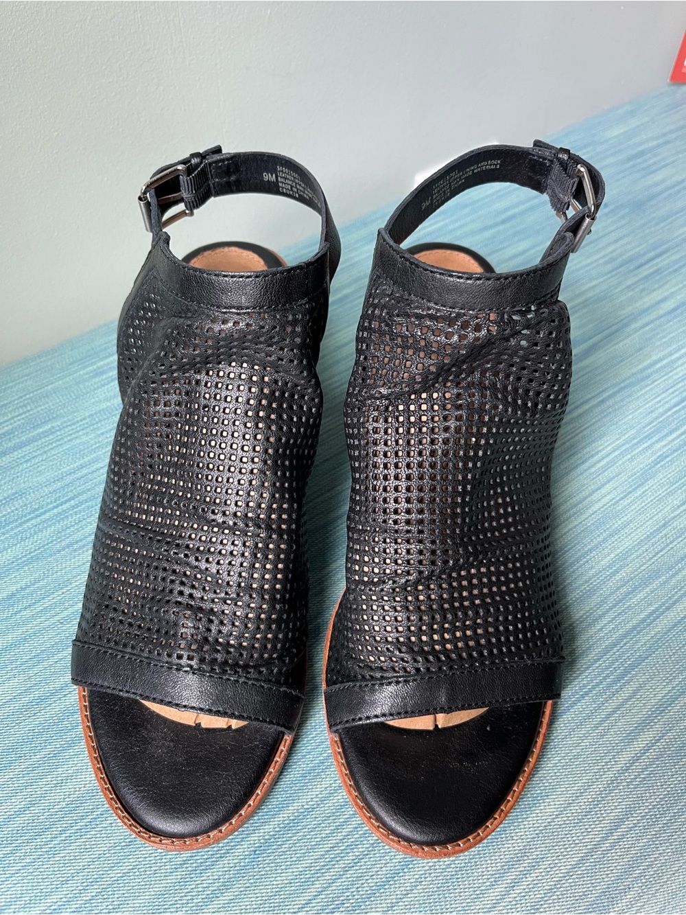 Sofft Black Open-Toe Ankle-Strap Sandals